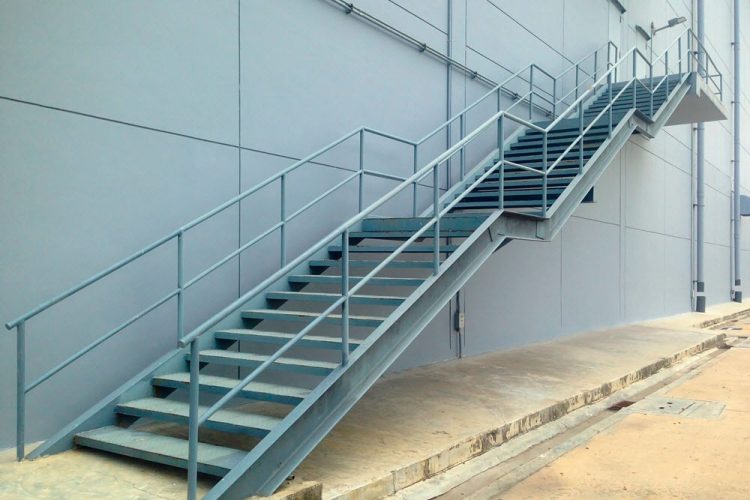 auri-escaleras-metalicas-industriale07