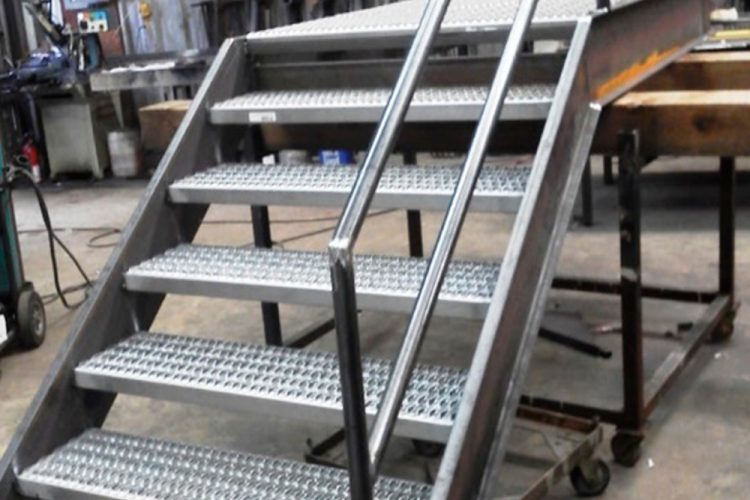 auri-escaleras-metalicas-industriales11