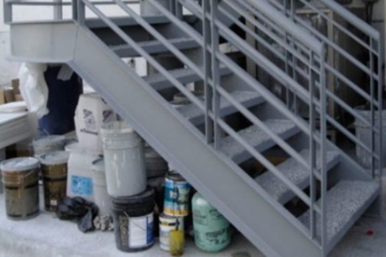 auri-escaleras-metalicas-industriales16